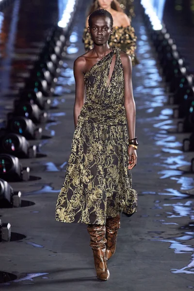 Look 36